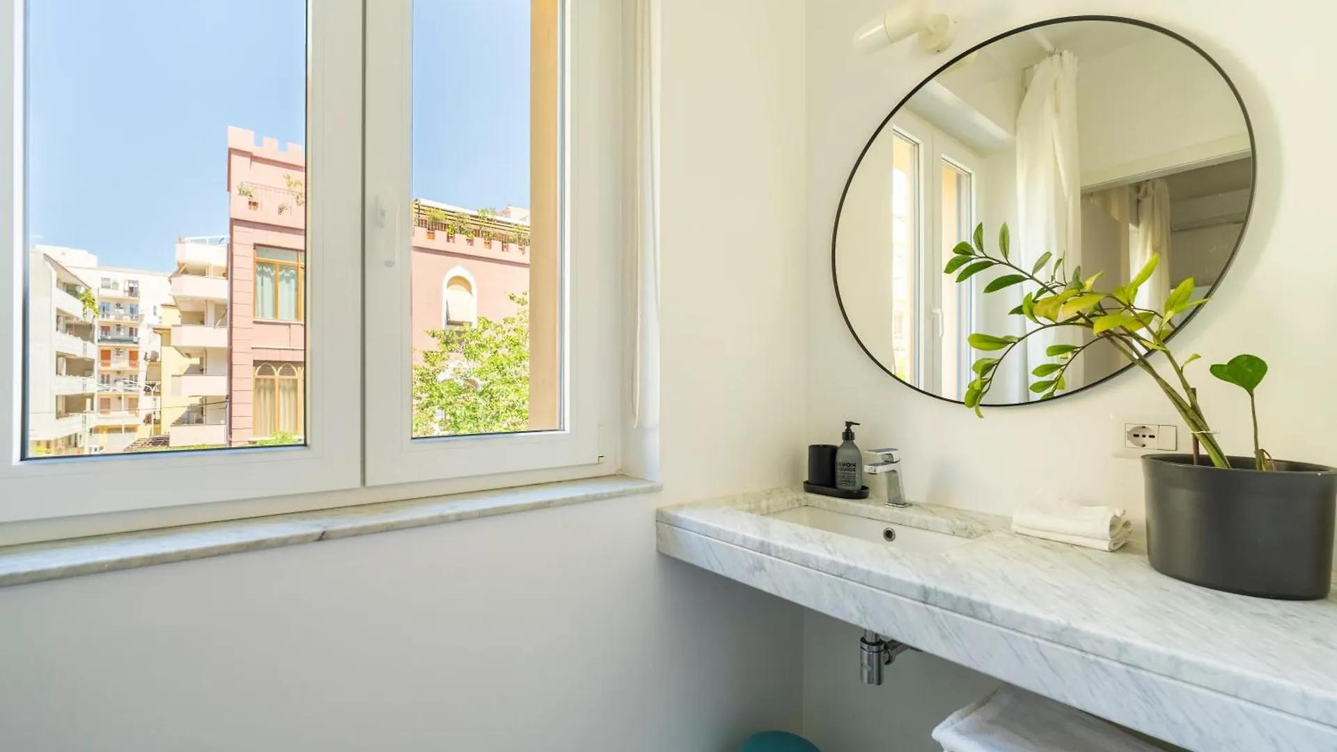 Twin House Alghero 0*,  Italien